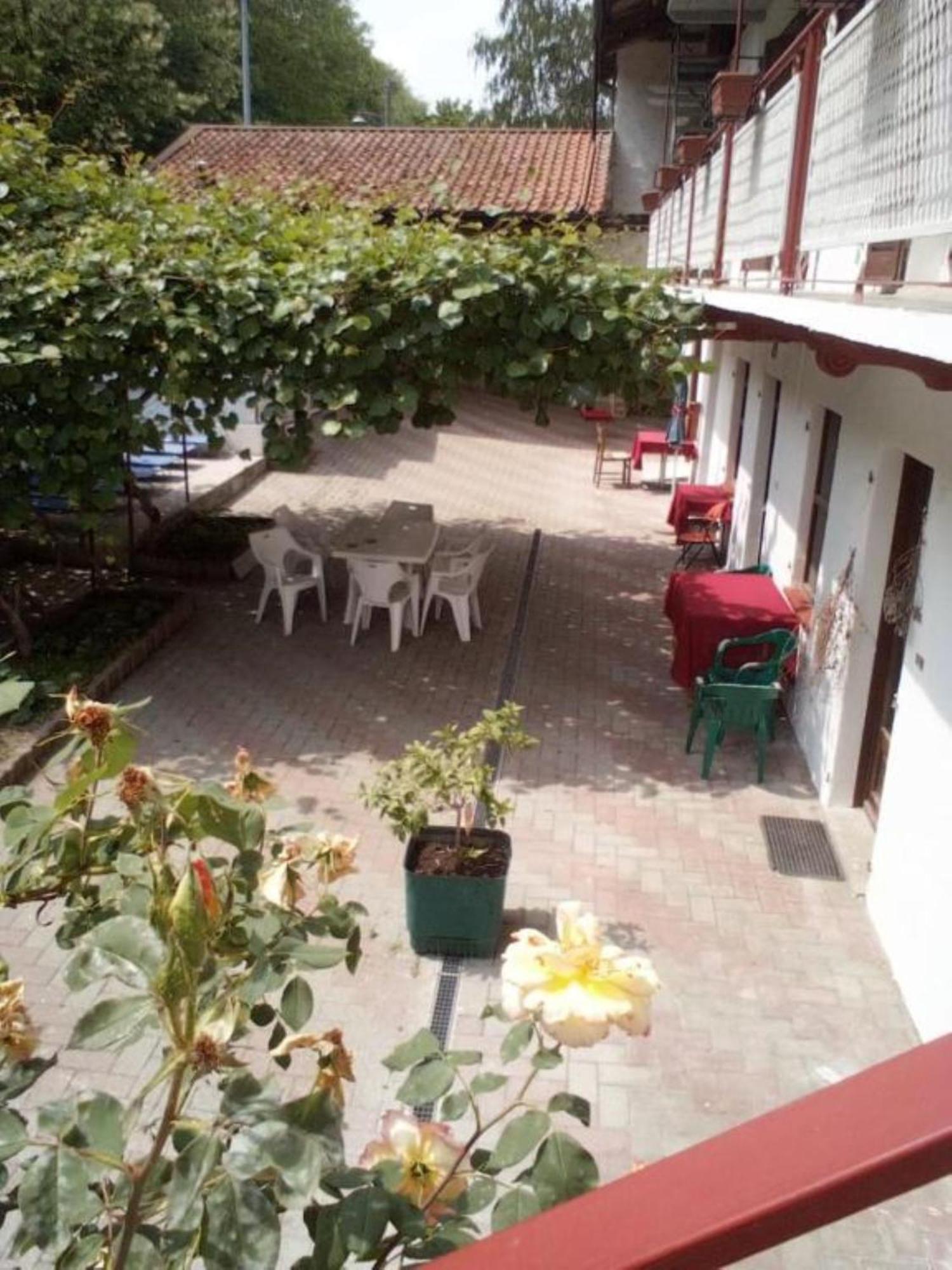Cose Preziose Hotel Azeglio Exterior foto